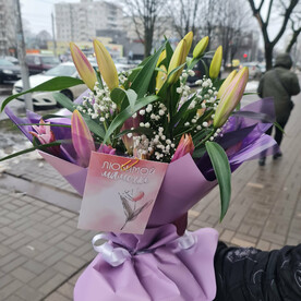 Букет лилий мамуле
