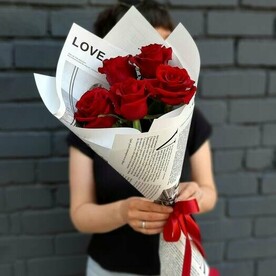 Букет 5 КРАСНЫХ РОЗ