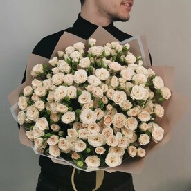 21 кустовая роза Рослин. Букет 328 Kimbirly Flowers