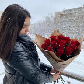 15  роз в крафте