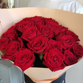 25 роз