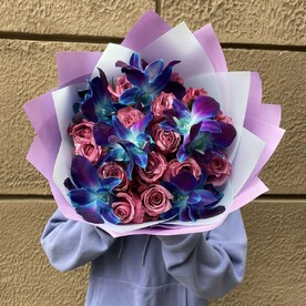 Букет Космическая орхидея с Розой