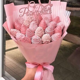 Розовая дымка - клубника в шоколаде