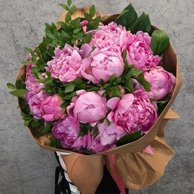 Нежный пион