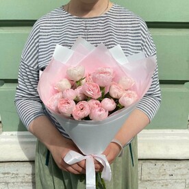 Букет из нежной пион розы (моно 103)
