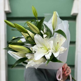 Букет лилия белая 3 шт (моно 147)