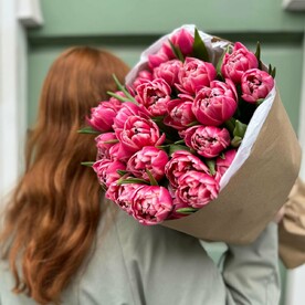Букет пион тюльпан розовый 25 шт (моно 094)