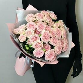 Букет кустовых роз Прана