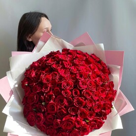 101 роза упаковка гигант