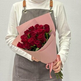 Букет из 15 красных роз