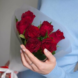 Букет из 9 роз 40 см