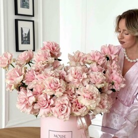 Нежно-розовые французские розы