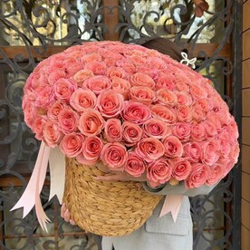 Корзина розовых роз 101 штука