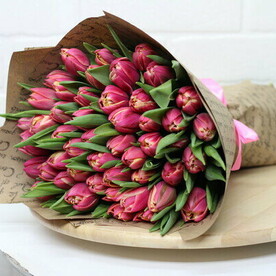 Букет из 49 пионовидных тюльпан премиум класса