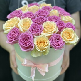 25 нежный микс роз в коробке 😻