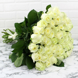 Букет из 51 белой розы