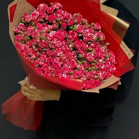 🔥 Кустовые розы «Файрфокс» — страсть и энергия в букете