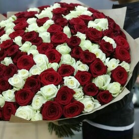 Букет из 201 микс роз