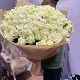 Букет их 101 розы