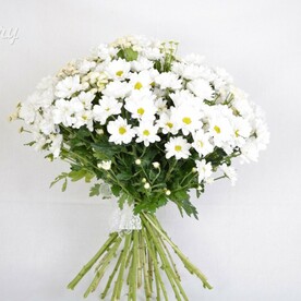 Букет из   кустовых хризантем