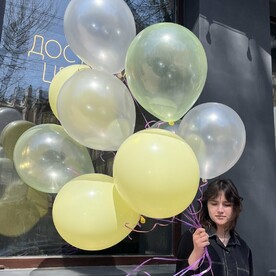 Набор воздушных шаров в желтых тонах