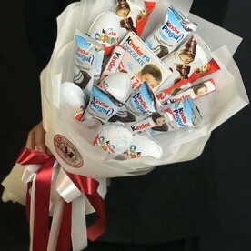 Букет из шоколада Киндер сюрприз