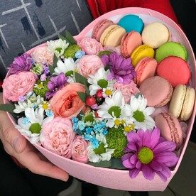 Композиция с макарунс🌺