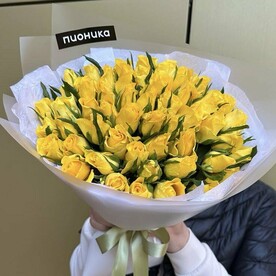 51 желтая роза
