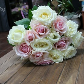 Микс из нежных роз🌸