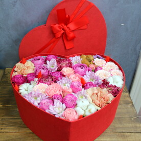 Композиция с коробке сердце🌸