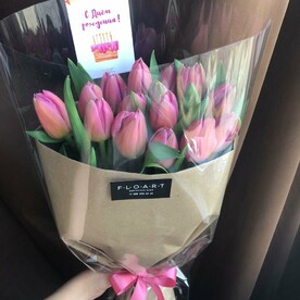 Розовые тюльпаны🌸