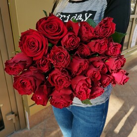 Красные розы🌸