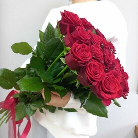 Букет из 25 красных роз