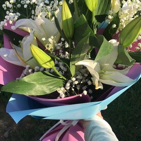 Букет лилии