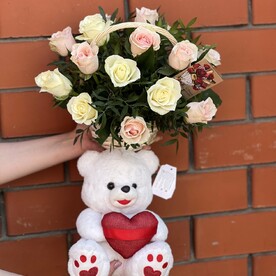 Корзинка с мишкой