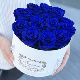 Коробка синих роз