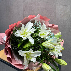 Букет Лилии