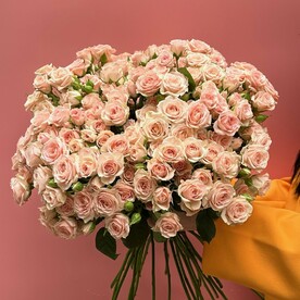 25 кустовых роз