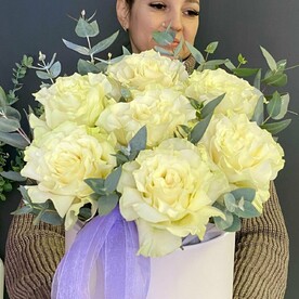 Французские розы в коробке. Букет 1