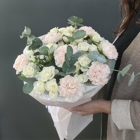 Букет  с гвоздикой