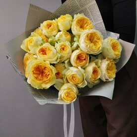 Букет из кустовых роз Санни