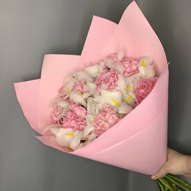 Ирисы Белые и диантусы