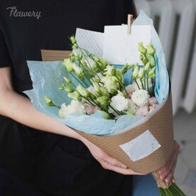 Эустома в упаковке