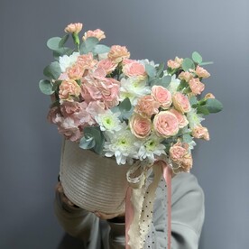 Корзина с цветами