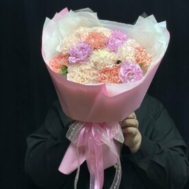 Букет из 15 диантусов