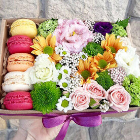 Цветы и сладости "Улыбка"