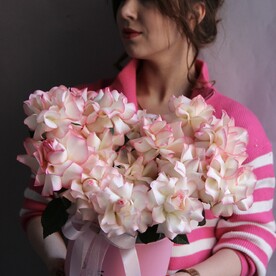 Букет из розовых французских роз