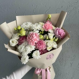 Свежий букет с эустомой FT858