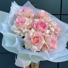 Букет из 7 французских роз