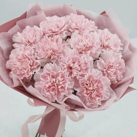 Букет из розовых гвоздик